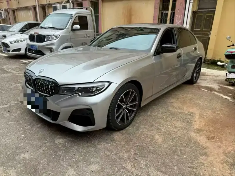 BMW 3 Series, 2022
