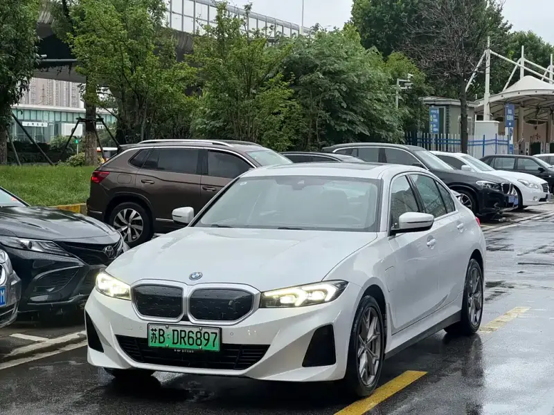 BMW i3, 2022