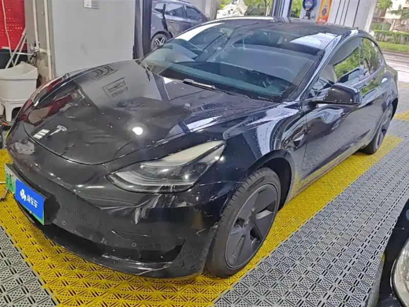 Tesla Model 3, 2022