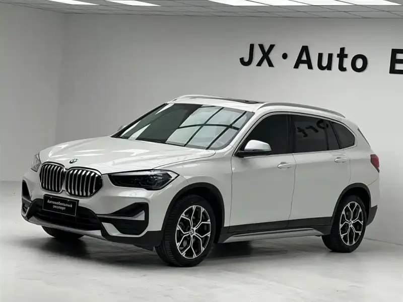 BMW X1, 2022 — фото 1