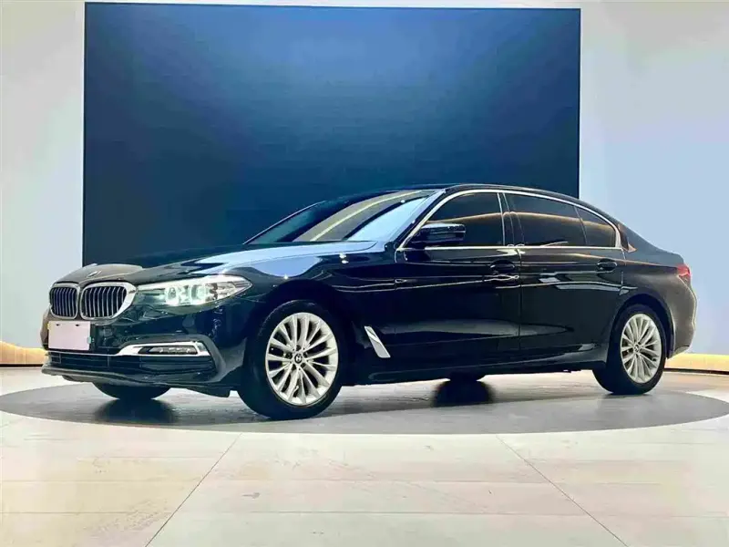 BMW 5 Series, 2019
