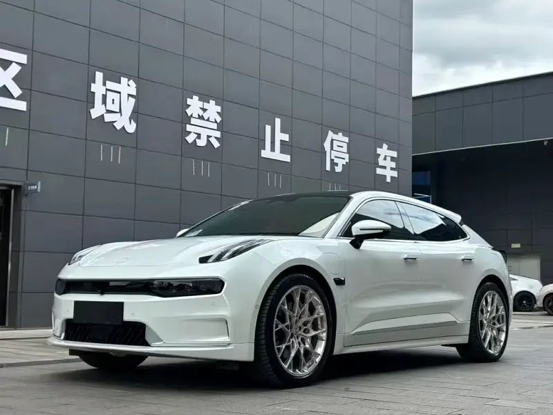 Zeekr 001, 2023