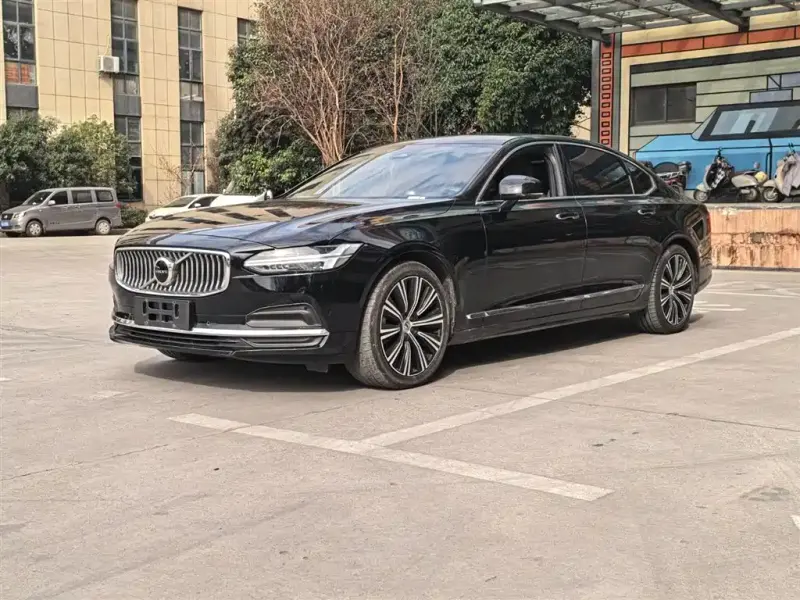 Volvo S90, 2022