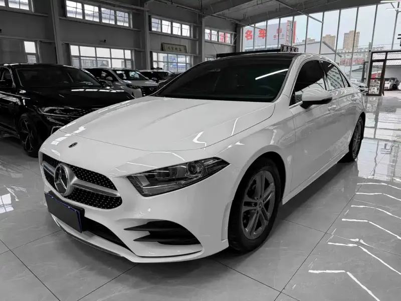 Mercedes-Benz A-Class, 2023 — фото 1