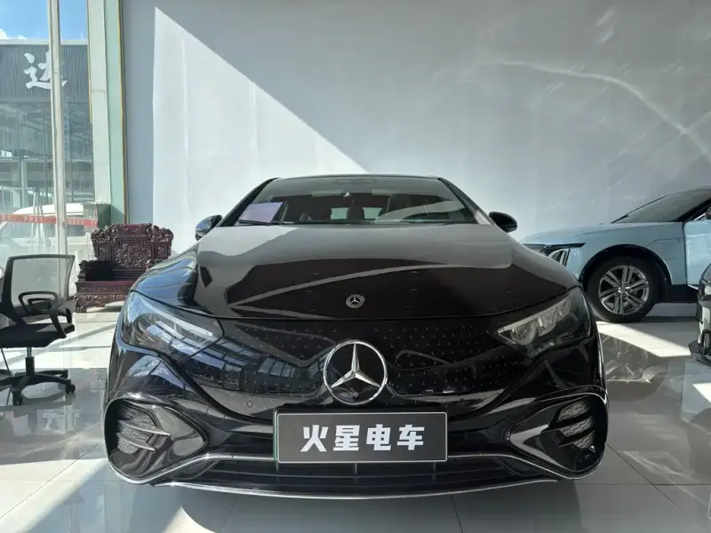 Mercedes-Benz EQE, 2024