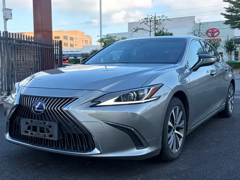 Lexus ES, 2021 — фото 1
