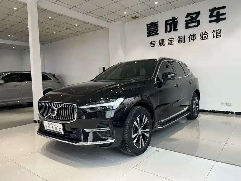 Volvo XC60, 2025