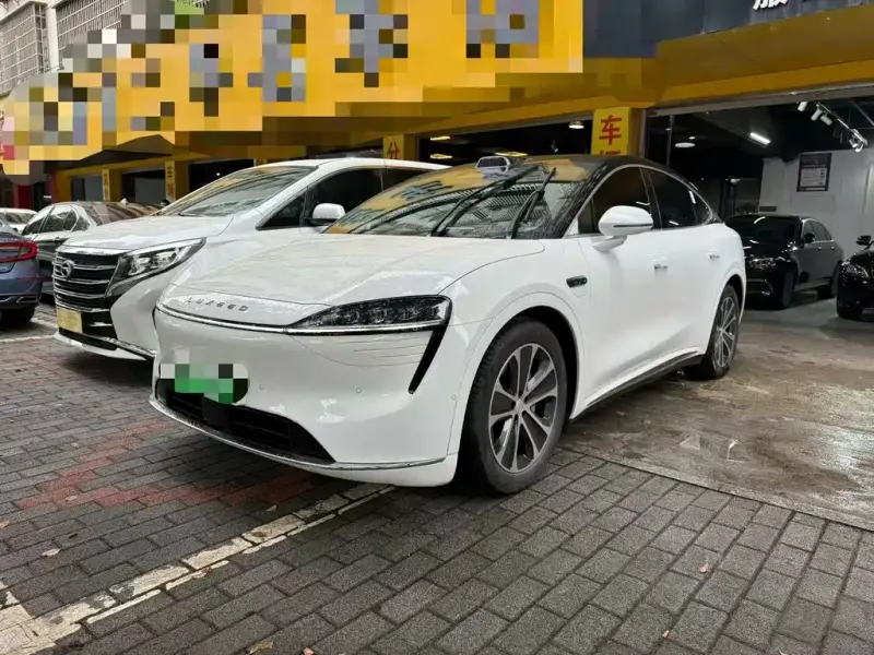 Luxeed Zhijie R7, 2024