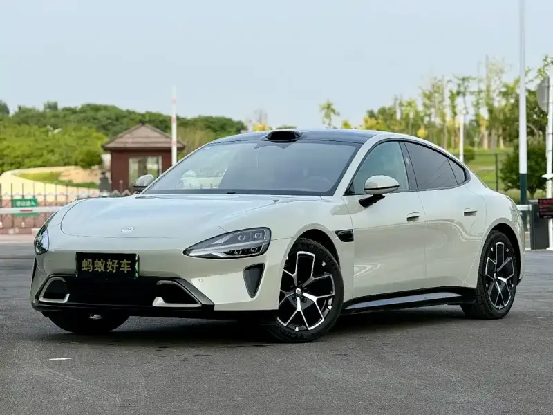 Xiaomi SU7, 2025