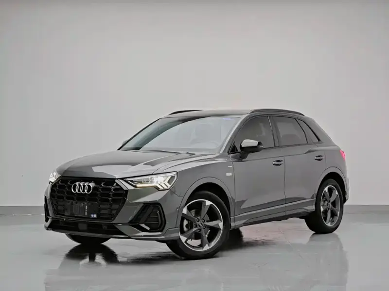 Audi Q3, 2023 — фото 1