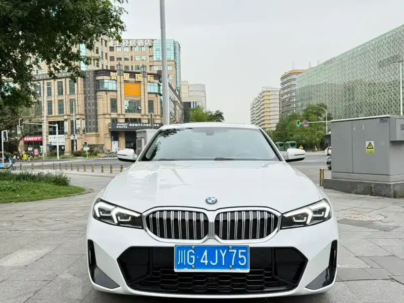 BMW 3 Series, 2023