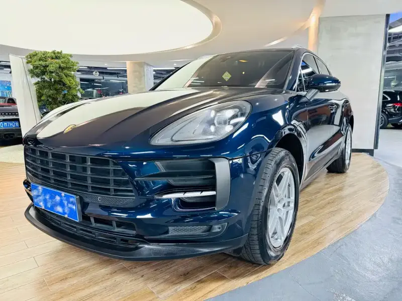 Porsche Macan, 2021