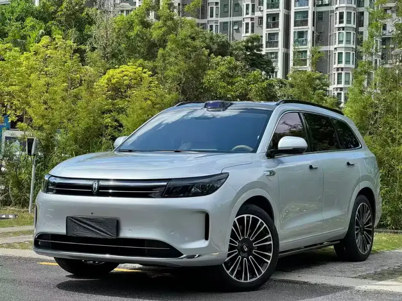 AITO M7, 2025