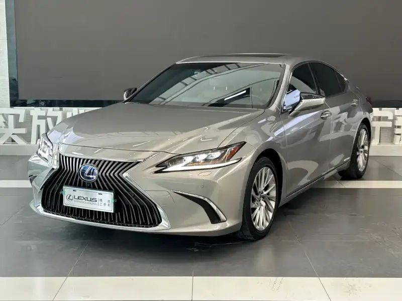 Lexus ES, 2021 — фото 1