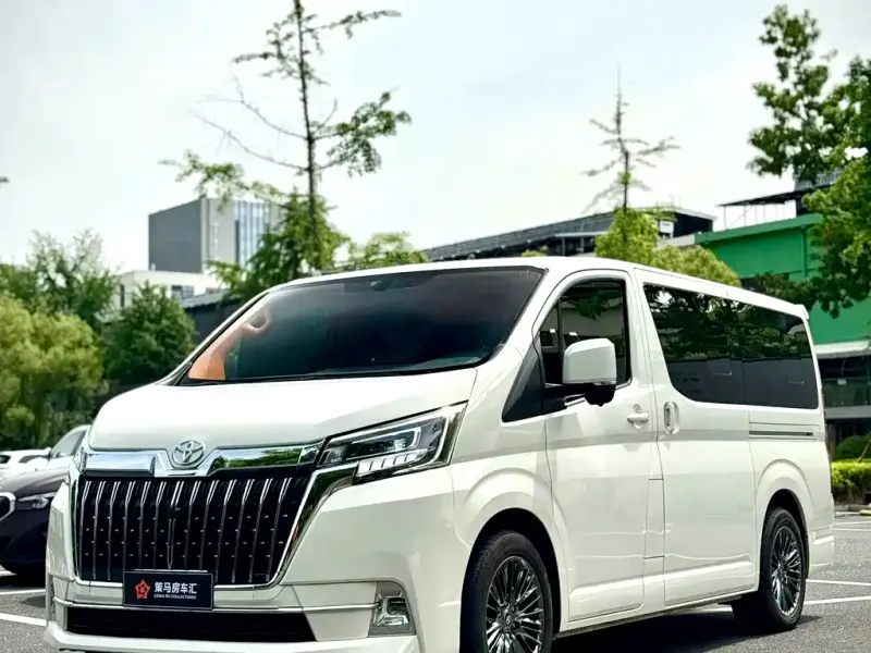 Toyota Hiace, 2024