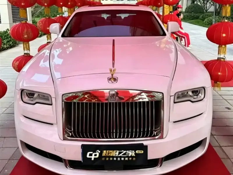 Rolls-Royce Ghost, 2010