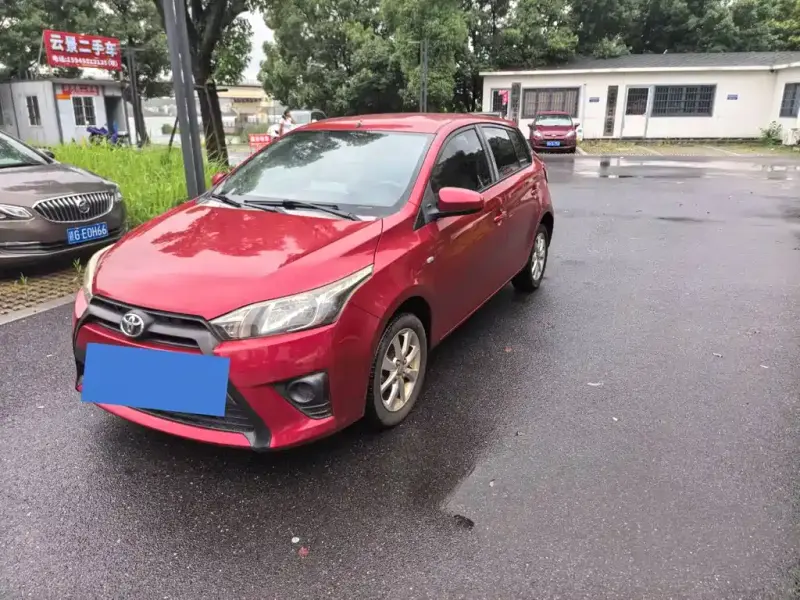 Toyota Yaris L, 2014