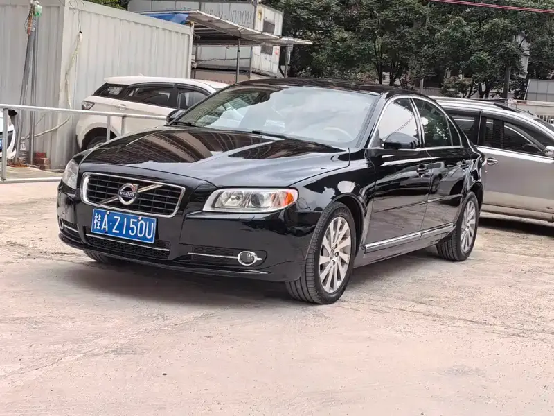Volvo S80L, 2012