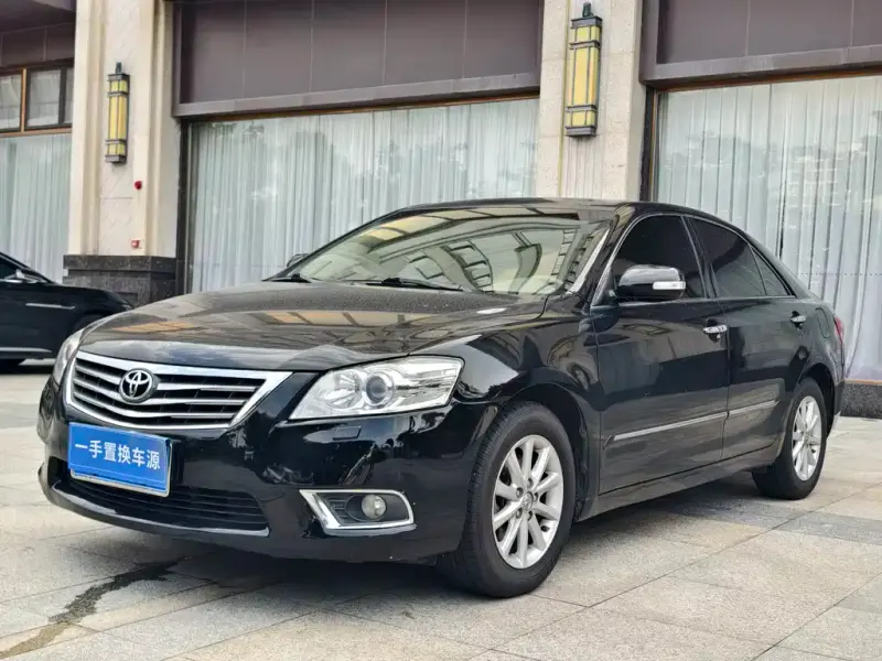 Toyota Camry, 2010