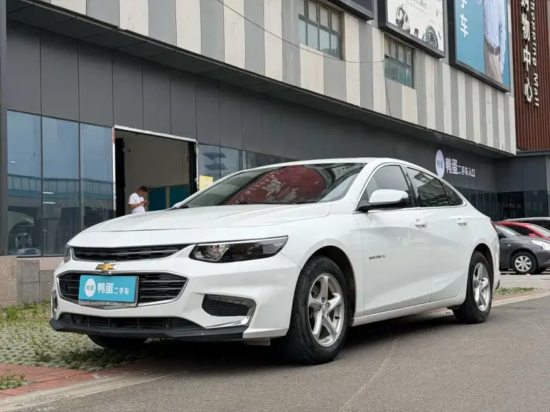 Chevrolet Malibu, 2018 — фото 1