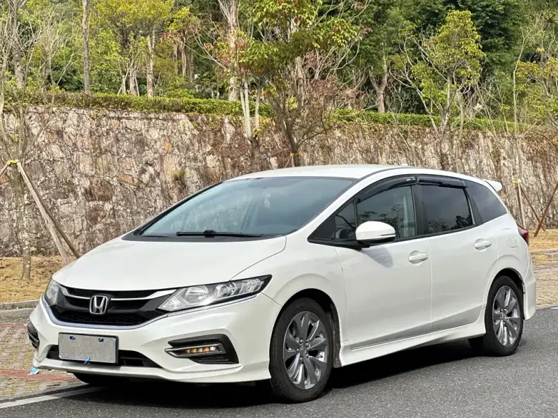 Honda Jade, 2017 — фото 1