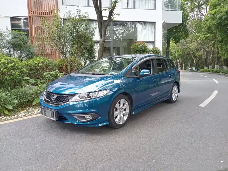 Honda Jade, 2016 — фото 1