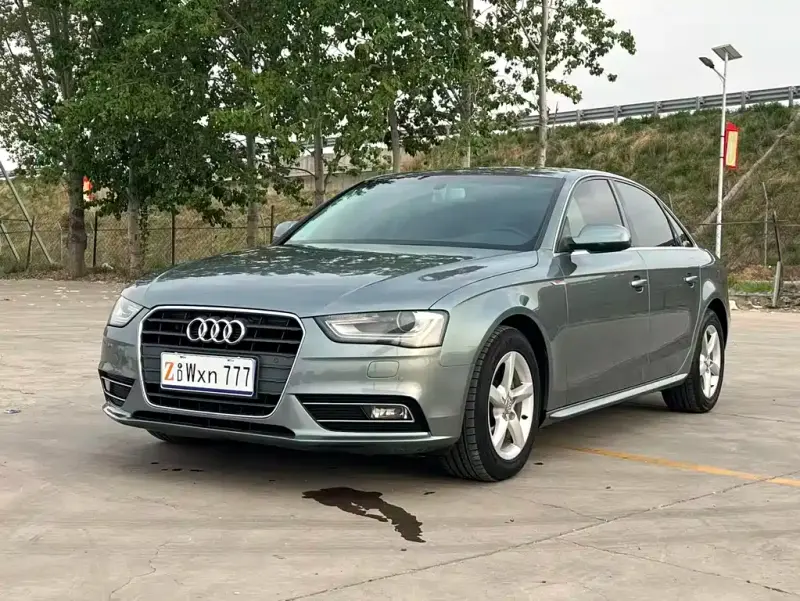 Audi A4L, 2015 — фото 1
