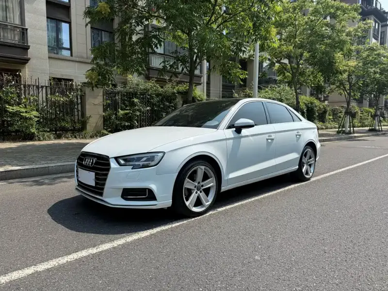 Audi A3, 2017 — фото 1