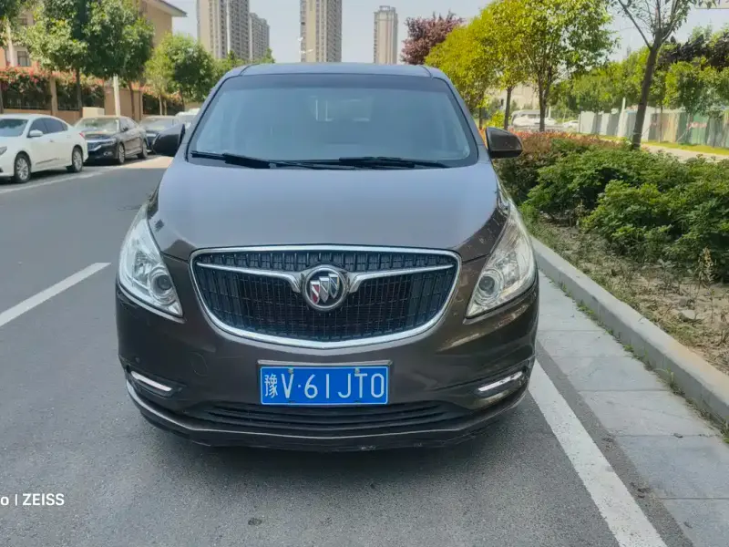 Buick GL8, 2017