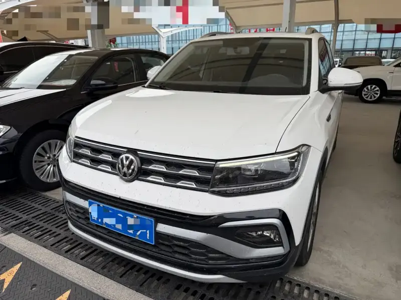 Volkswagen T-Cross, 2020