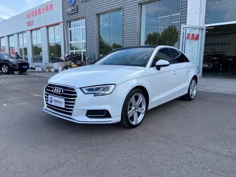 Audi A3, 2018 — фото 1