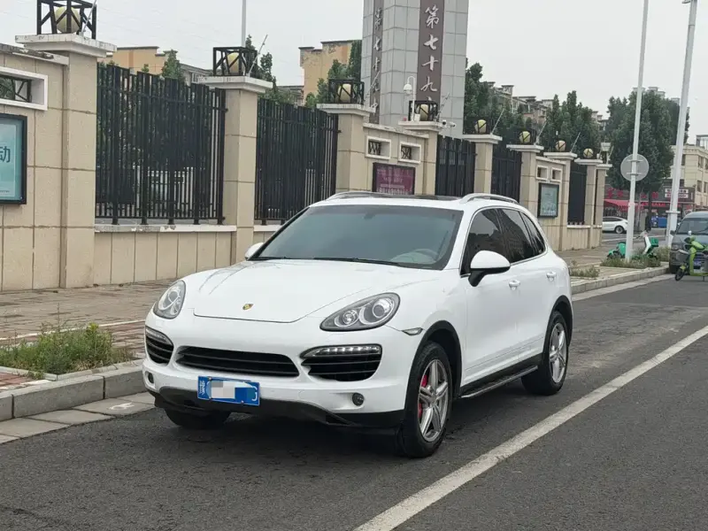 Porsche Cayenne, 2011