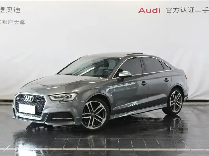 Audi A3, 2018 — фото 1