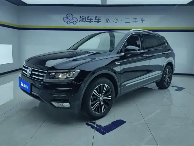Volkswagen Tiguan L, 2019 — фото 1