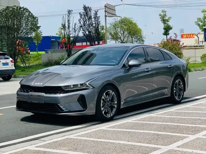 Kia K5, 2022