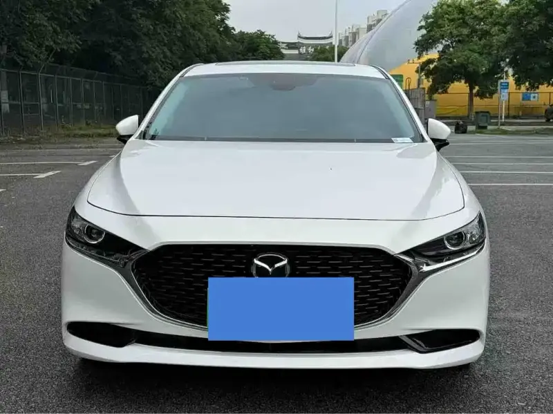 Mazda 3 Axela, 2025