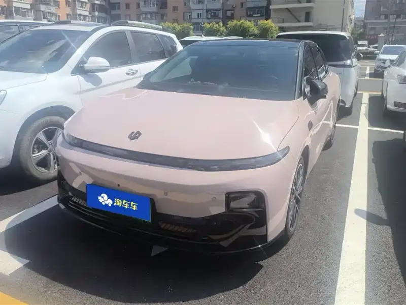 Leapmotor B01, 2025