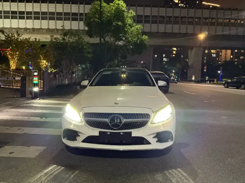 Mercedes-Benz C-Class, 2020