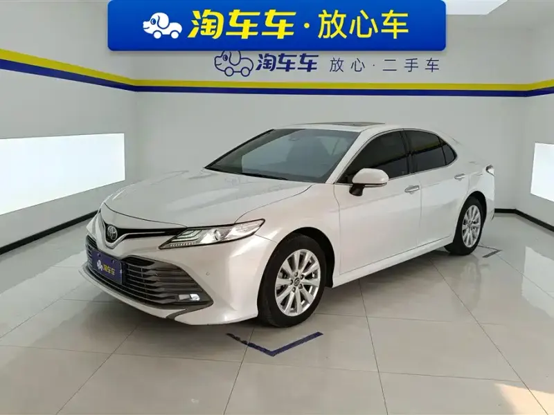 Toyota Camry, 2020