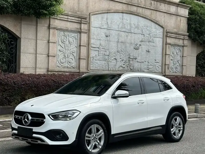 Mercedes-Benz GLA, 2021 — фото 1