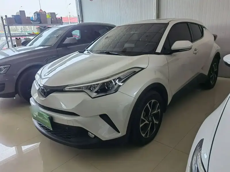 Toyota C-HR, 2021