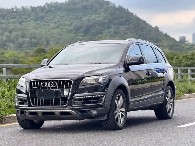 Audi Q7, 2015 — фото 1
