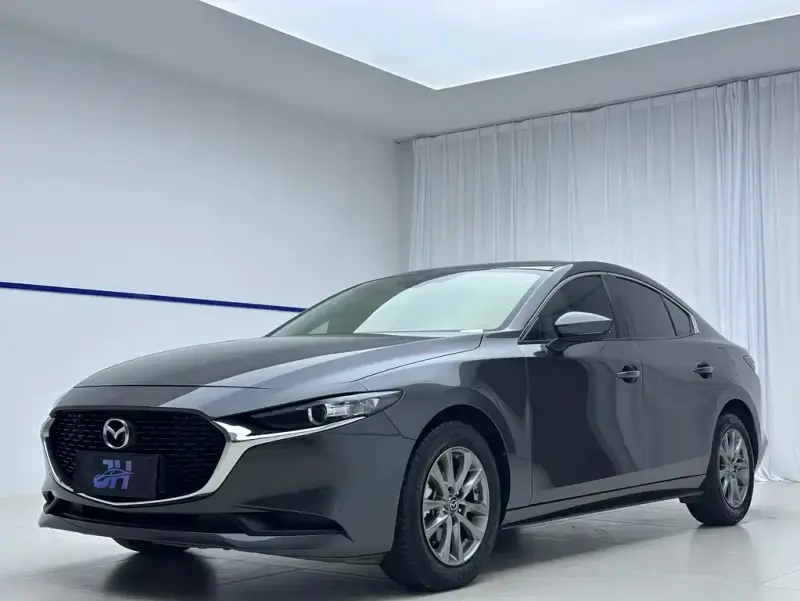 Mazda 3 Axela, 2022