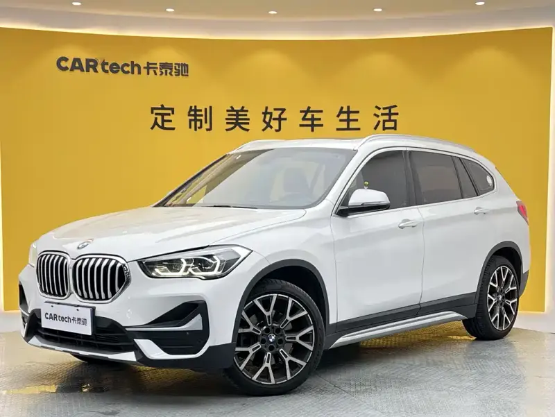 BMW X1, 2022 — фото 1