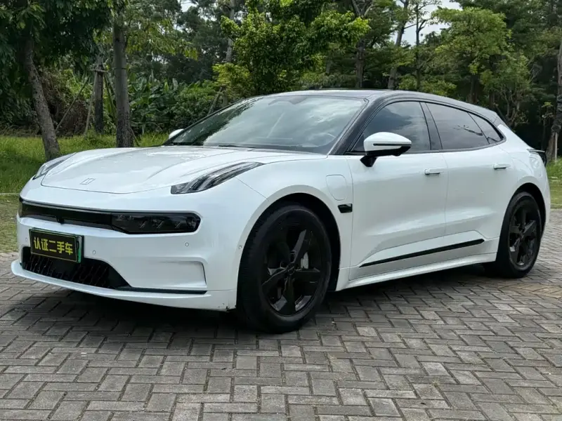 Zeekr 001, 2022