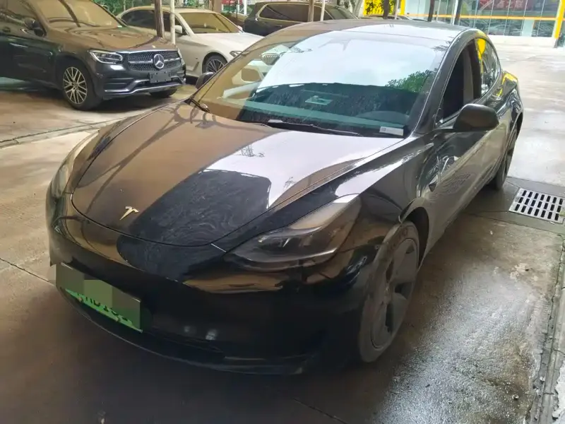 Tesla Model 3, 2022