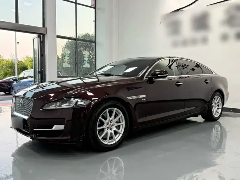 Jaguar XJ, 2017