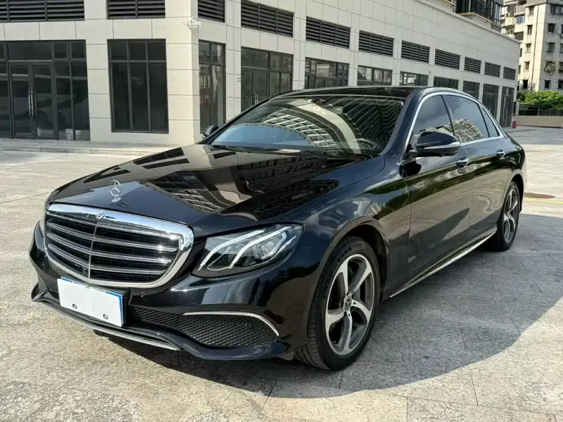Mercedes-Benz E-Class, 2018 — фото 1
