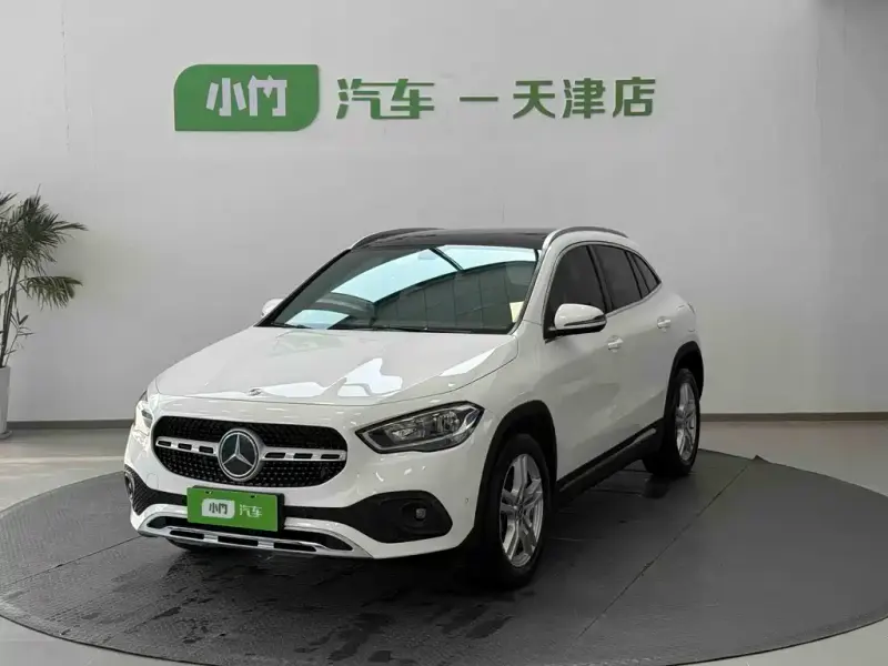 Mercedes-Benz GLA, 2021 — фото 1