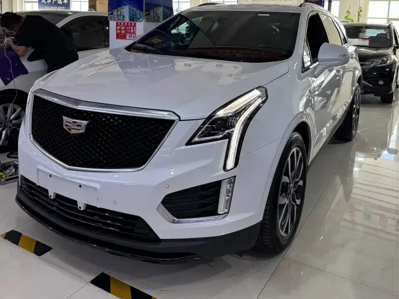 Cadillac XT5, 2022